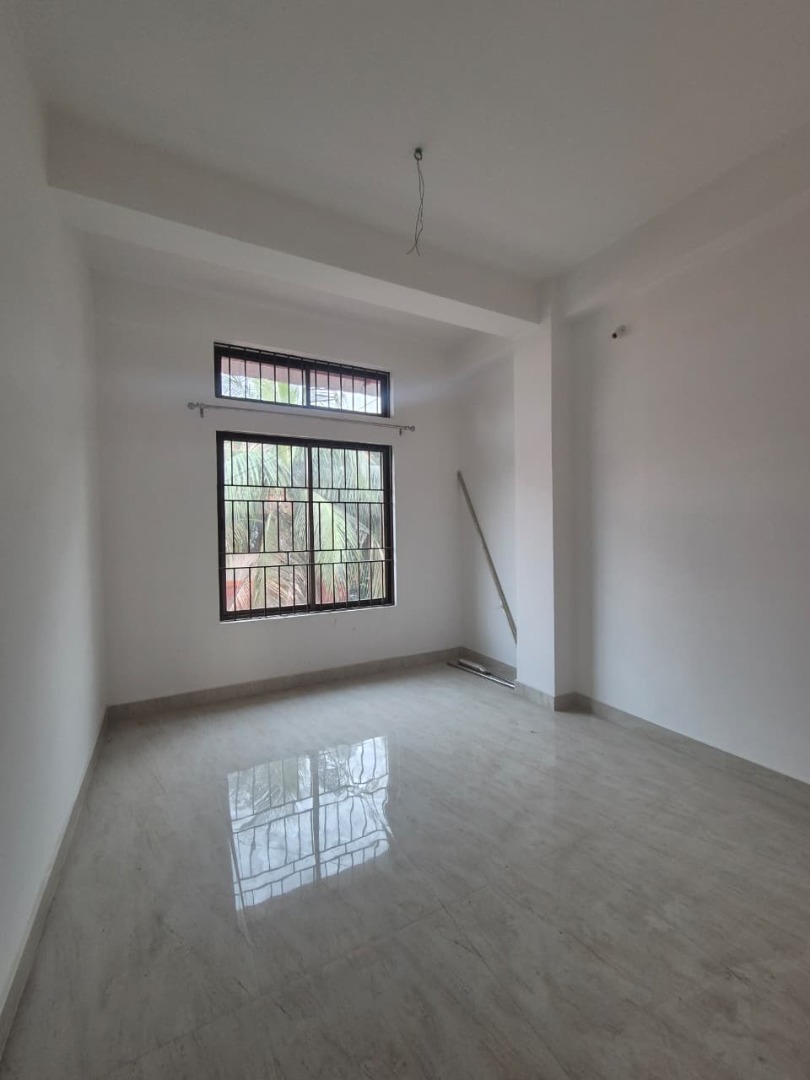 Semi Furnished 3bhk in Kahilipara, Guwahati, Assam, India for Rent